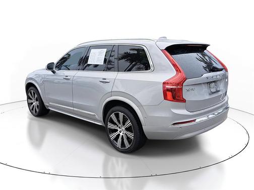 2023 Volvo XC90 Recharge Plug-In Hybrid T8 Plus Bright Theme 7-Seater