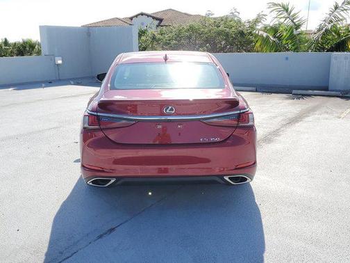 2022 Lexus ES 350 Base
