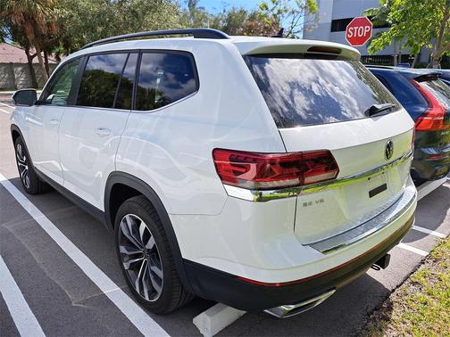 2022 Volkswagen Atlas 3.6L SE w/Technology