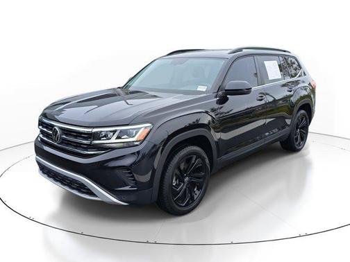 2022 Volkswagen Atlas 2.0T SE w/Technology