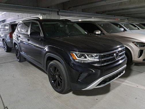 2022 Volkswagen Atlas 2.0T SE w/Technology