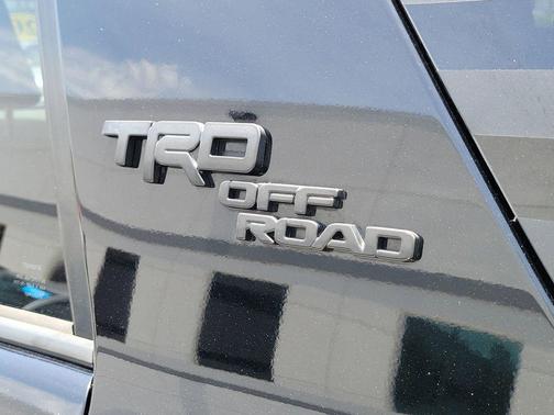 Midnight Black Metallic 2019 Toyota 4Runner TRD Off Road