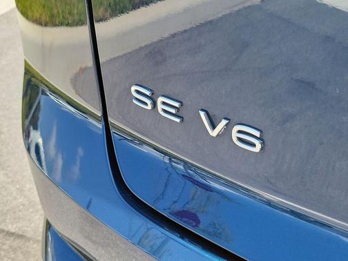 Blue Metallic 2021 Volkswagen Atlas Cross Sport 3.6L V6 SE w/Technology