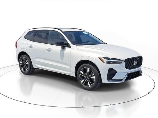 2026 Volvo XC60 B5 Core