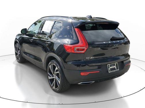 2019 Volvo XC40 T5 R-Design