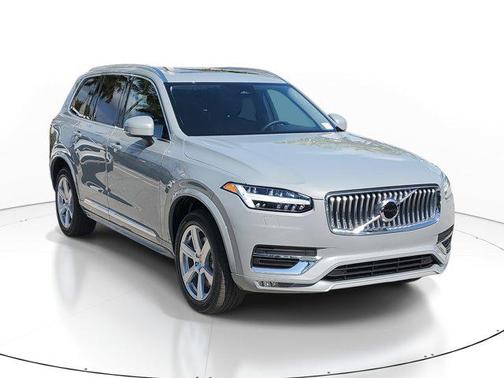 2024 Volvo XC90 B5 Core Bright Theme