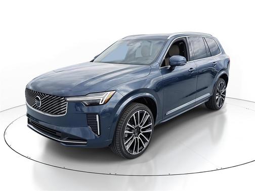 2026 Volvo XC90 B6 Ultra 7-Seater