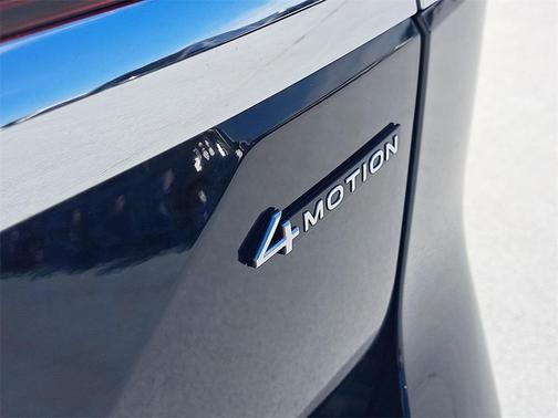 2026 Volkswagen Atlas 2.0T SEL Premium R-Line 4MOTION