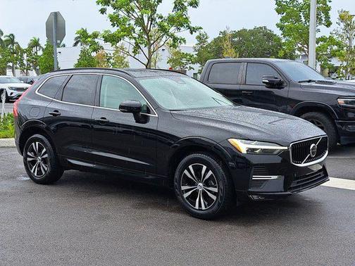 2023 Volvo XC60 B5 Core