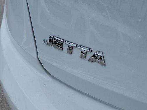 Pure White 2019 Volkswagen Jetta 1.4T SEL