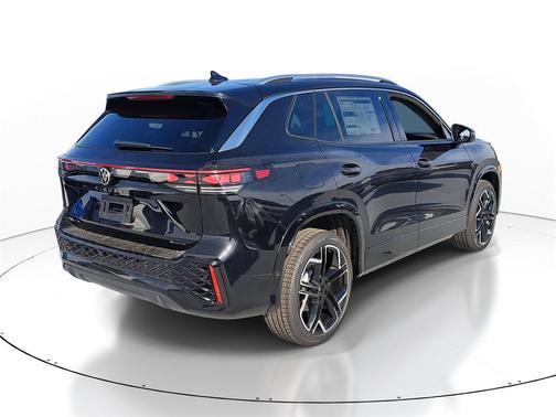 2026 Volkswagen Tiguan 2.0T SEL R-Line 4MOTION