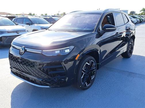 2026 Volkswagen Tiguan 2.0T SEL R-Line 4MOTION