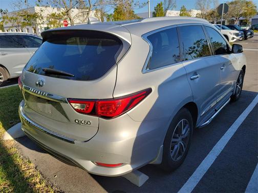 2017 INFINITI QX60 Base