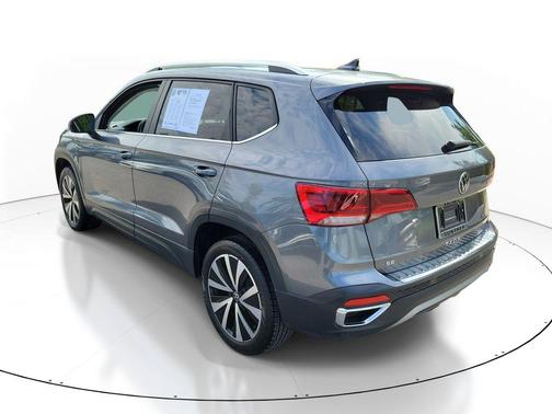 Gray 2024 Volkswagen Taos 1.5T SE