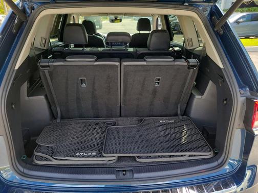 2021 Volkswagen Atlas 3.6L SE w/Technology