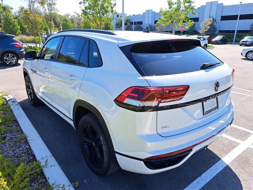 2023 Volkswagen Atlas Cross Sport 2.0T SEL