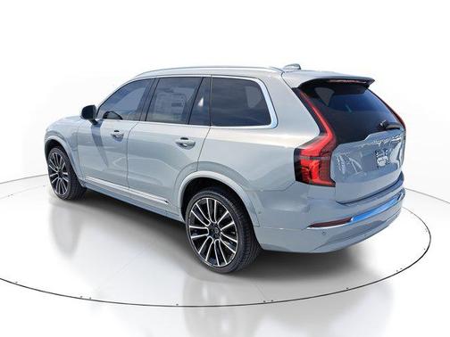 2026 Volvo XC90 B5 Plus 7-Seater