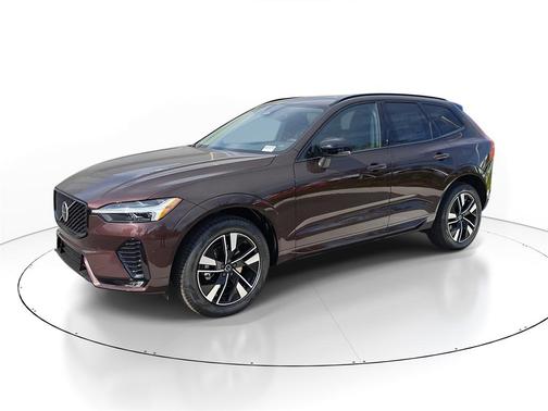 2026 Volvo XC60 B5 Core