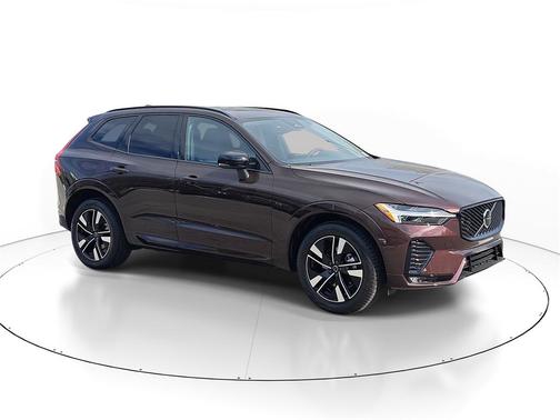 2026 Volvo XC60 B5 Core