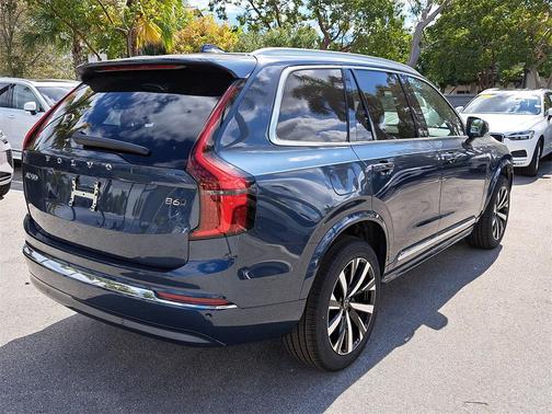 2026 Volvo XC90 Core, B6 AWD Gas (mild hybrid), Gasoline, Bright, 7 Seats