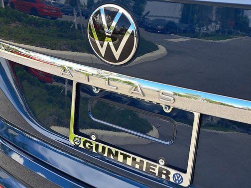 2023 Volkswagen Atlas Cross Sport 3.6L V6 SE w/Technology