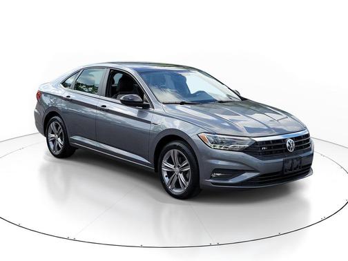 Platinum Gray Metallic 2019 Volkswagen Jetta 1.4T R-Line