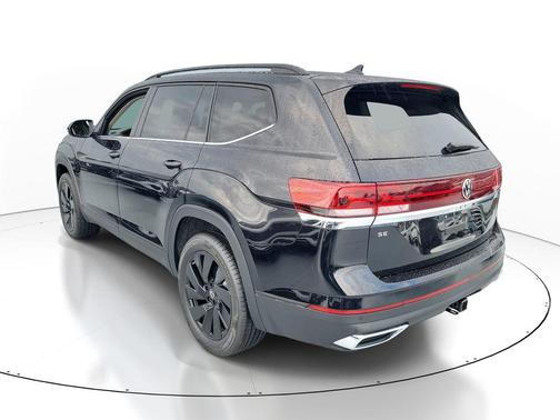 deep black pearl 2026 Volkswagen Atlas 2.0T SE w/Technology