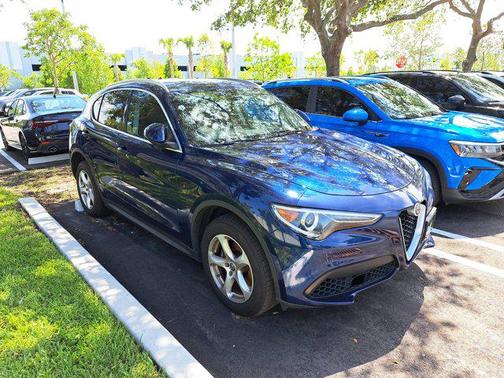 2018 Alfa Romeo Stelvio Base