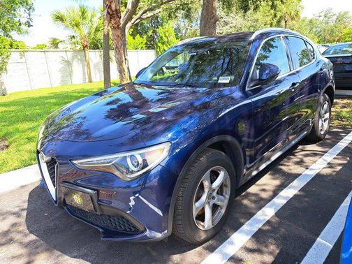 2018 Alfa Romeo Stelvio Base