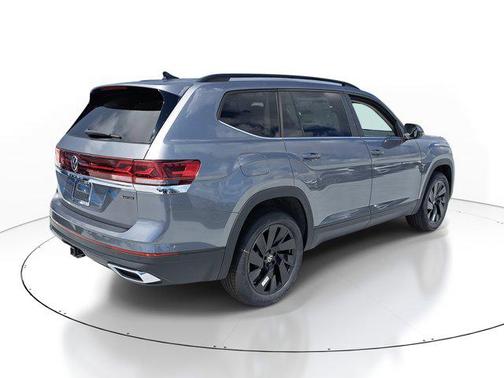 2025 Volkswagen Atlas 2.0T SE w/Technology 4MOTION