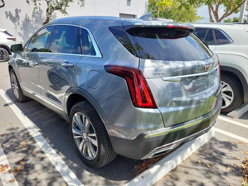 Argent Silver Metallic 2024 Cadillac XT5 Premium Luxury