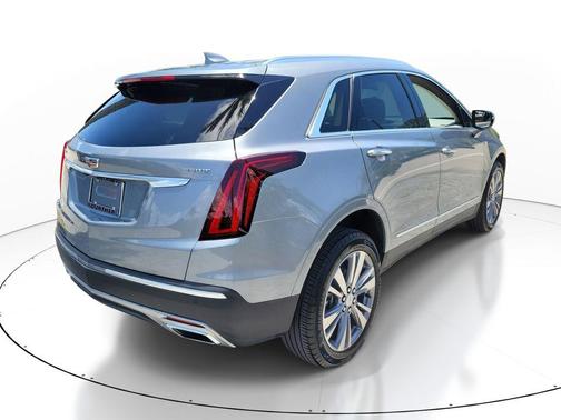 Argent Silver Metallic 2024 Cadillac XT5 Premium Luxury