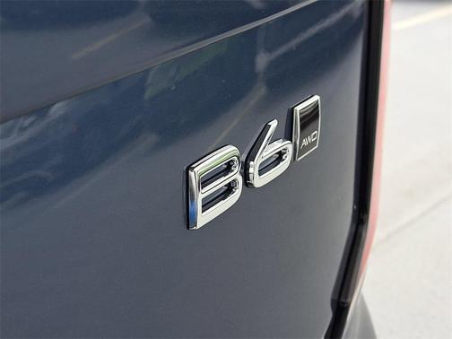 2026 Volvo XC90 Core, B6 AWD Gas (mild hybrid), Gasoline, Bright, 7 Seats