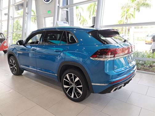 2024 Volkswagen Atlas Cross Sport 2.0T SEL Premium