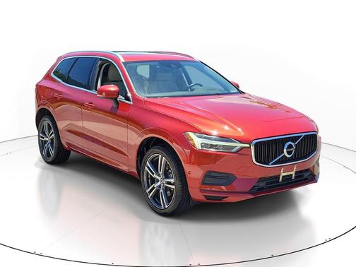 Fusion Red Metallic 2019 Volvo XC60 T5 Momentum