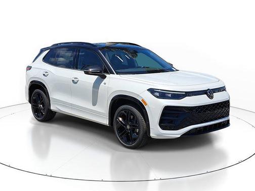 2025 Volkswagen Tiguan 2.0T SE R-Line Black 4MOTION
