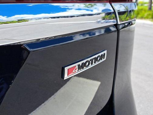 2022 Volkswagen Atlas 3.6L SEL Premium