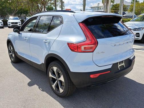 Cloud Blue 2026 Volvo XC40 Plus, B5 AWD Gas (mild hybrid), Dark