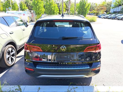 2023 Volkswagen Taos 1.5T S