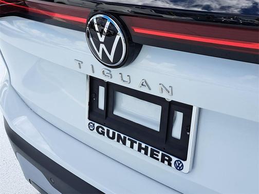 2025 Volkswagen Tiguan 2.0T S