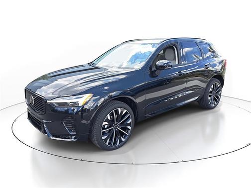 2026 Volvo XC60 B5 Ultra
