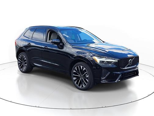 2026 Volvo XC60 B5 Ultra