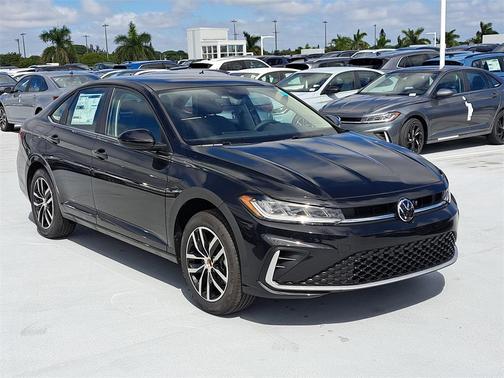 2026 Volkswagen Jetta 1.4T SE