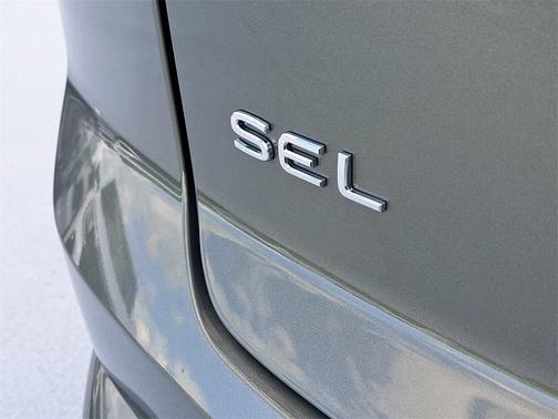 2026 Volkswagen Atlas Cross Sport 2.0T SEL Premium