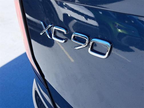 2026 Volvo XC90 Plug-In Hybrid Ultra, T8 AWD, Electric/Gasoline, Bright, 7 Seats