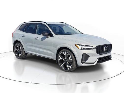 2026 Volvo XC60 B5 Ultra
