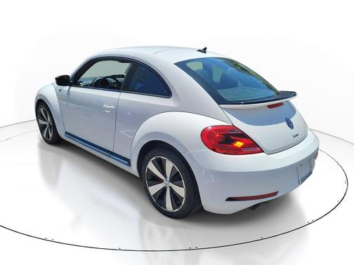 Candy White 2014 Volkswagen Beetle DSG 2.0T R-Line