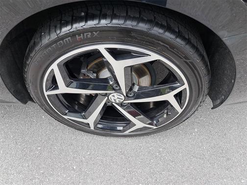 2020 Volkswagen Passat 2.0T R-Line