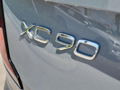 2026 Volvo XC90 Plus, B5 AWD Gas (mild hybrid), Gasoline, Bright, 7 Seats