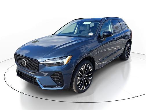 Denim Blue Metallic 2026 Volvo XC60 B5 Ultra